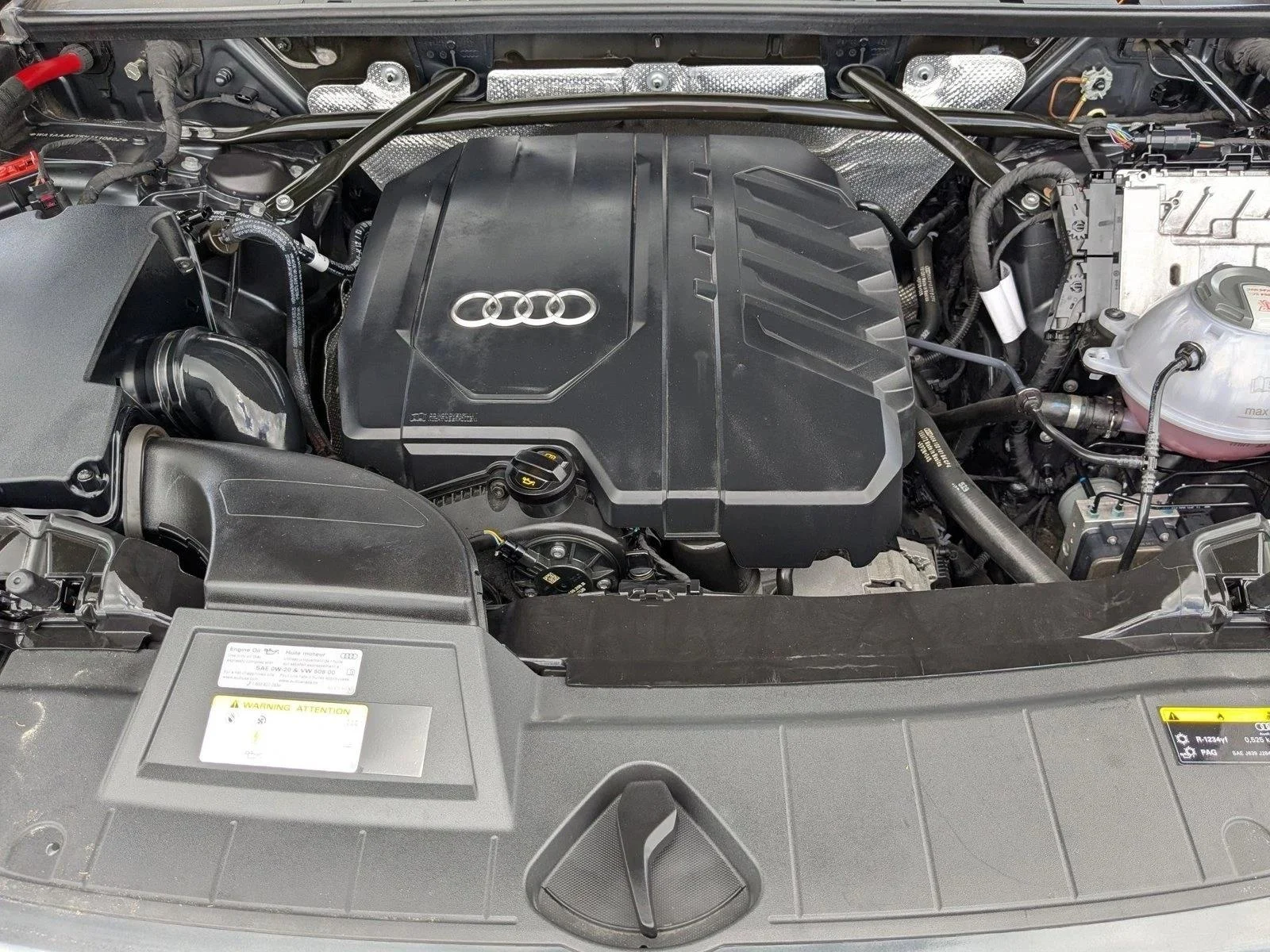 Used 2021 Manhattan Gray Metallic Audi Premium image 23