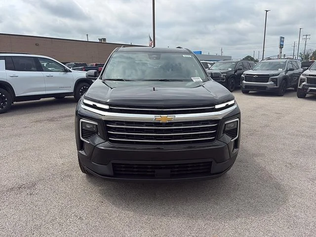 2027 Chevrolet Traverse LT - Photo 8