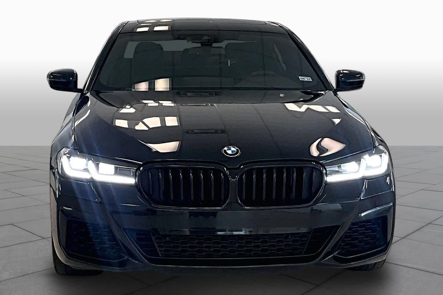 Used 2023 Black Sapphire Metallic BMW 540i image 3