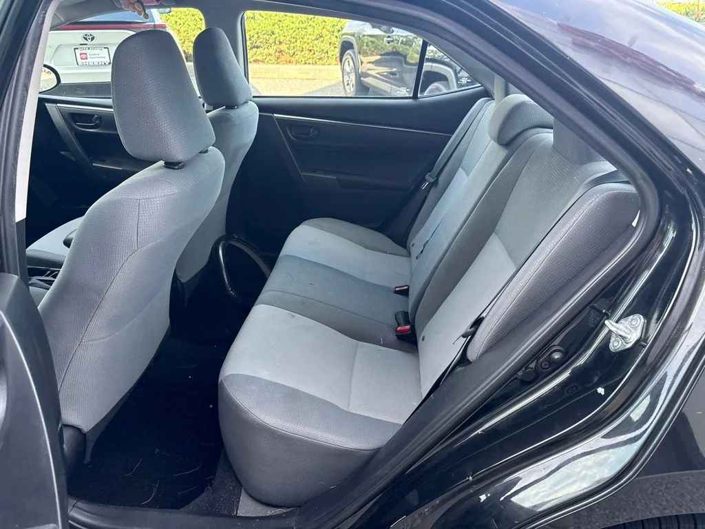 Used 2016 Black Toyota L image 7