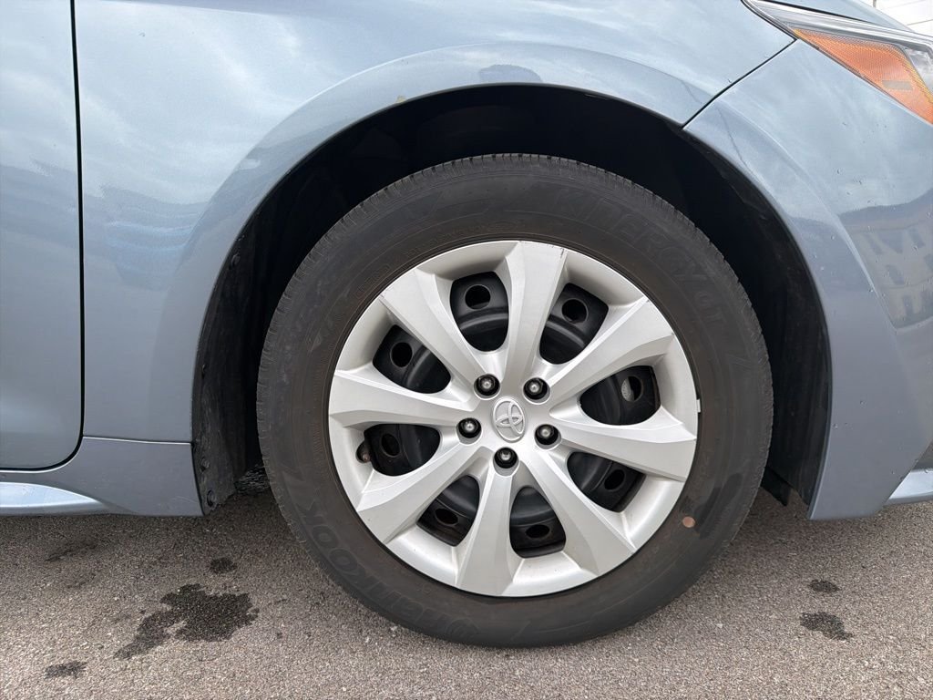 Used 2024 Gray Toyota LE image 20