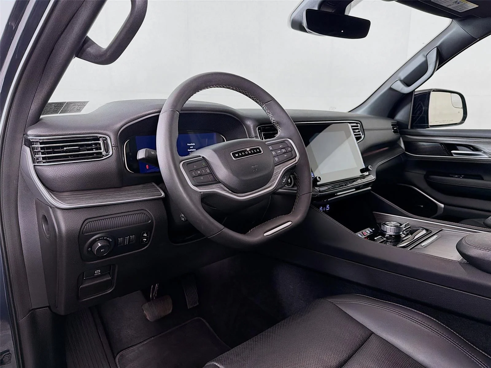 2024 Jeep Wagoneer Series III - Photo 9