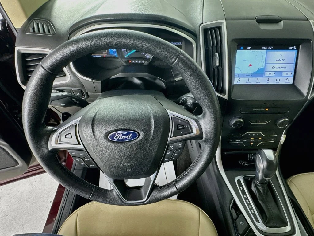 Used 2018 Red Ford SEL image 11