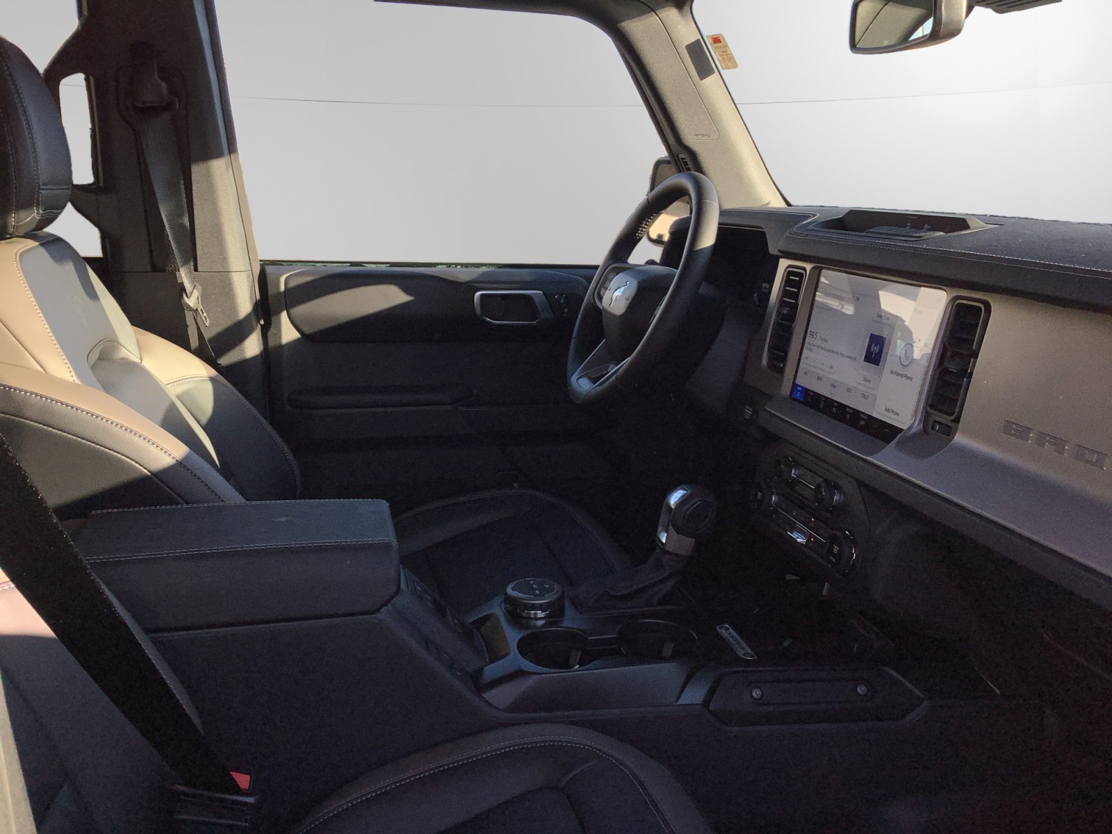 2025 Ford Bronco 4-Door Outer Banks - Photo 15