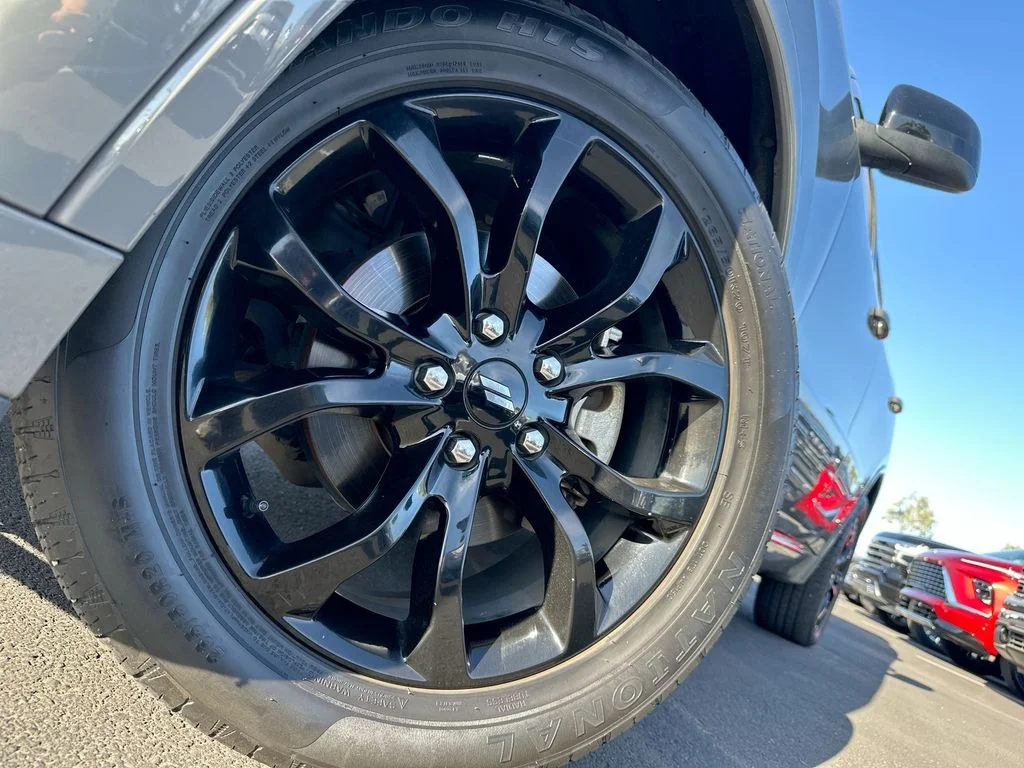 Used 2020 Gray Dodge SXT Plus image 24