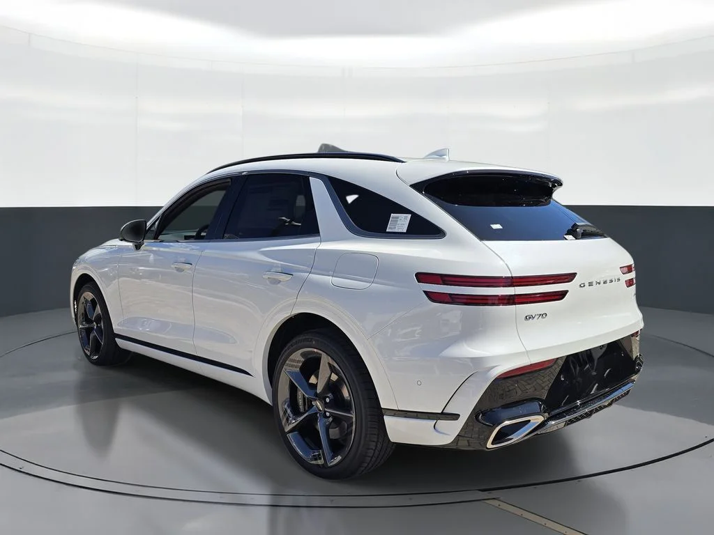 New 2026 White Genesis 2.5T Sport Prestige image 4
