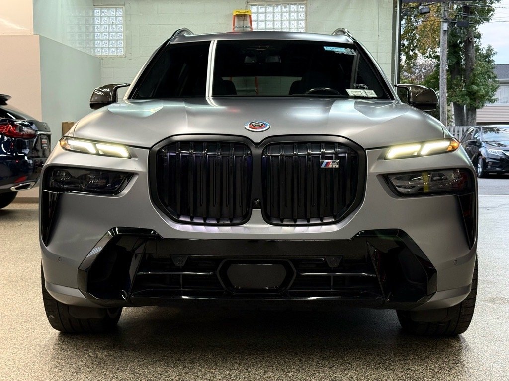2023 Bmw X7 M60i photo 2