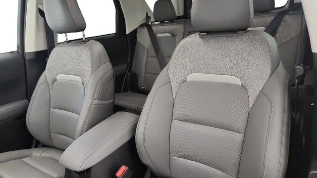New 2025 Carbonized Gray Metallic Ford Badlands® image 34