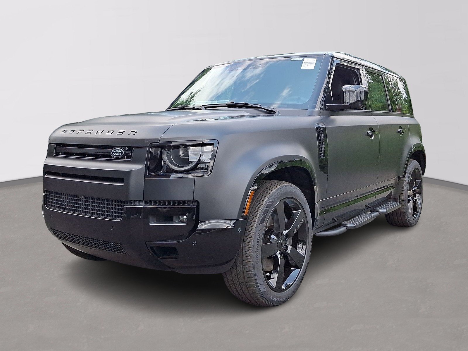 New 2026 Santorini Black Land Rover X-Dynamic SE image 1