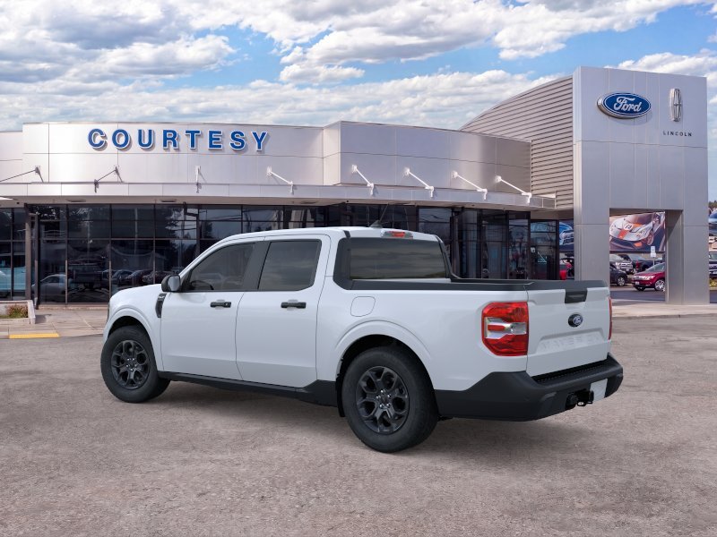 New 2026 Space White Metallic Ford XLT image 4