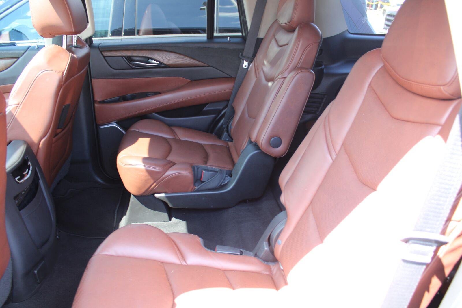 Used 2019 Black Raven Cadillac Premium Luxury image 5
