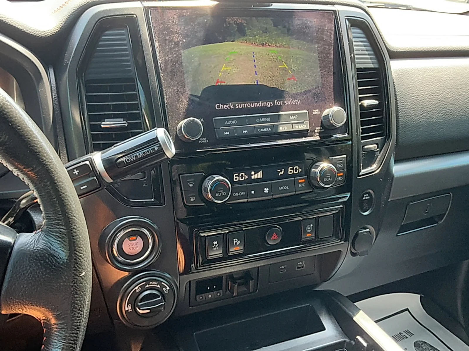 Used 2023  Nissan Crew Cab PRO-4X 4x4 image 12