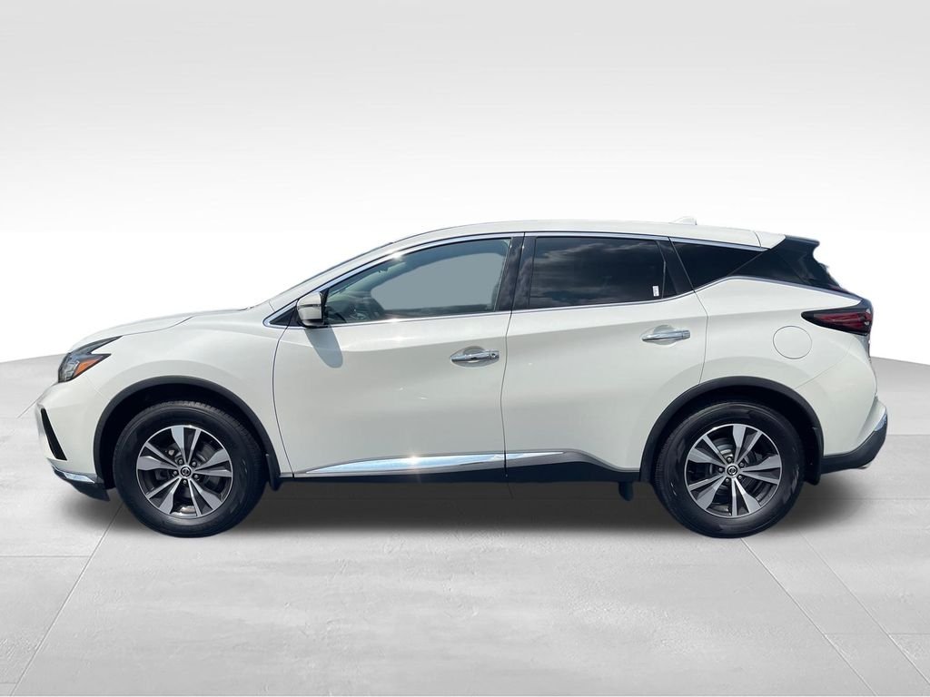 Used 2020 White Nissan S image 2