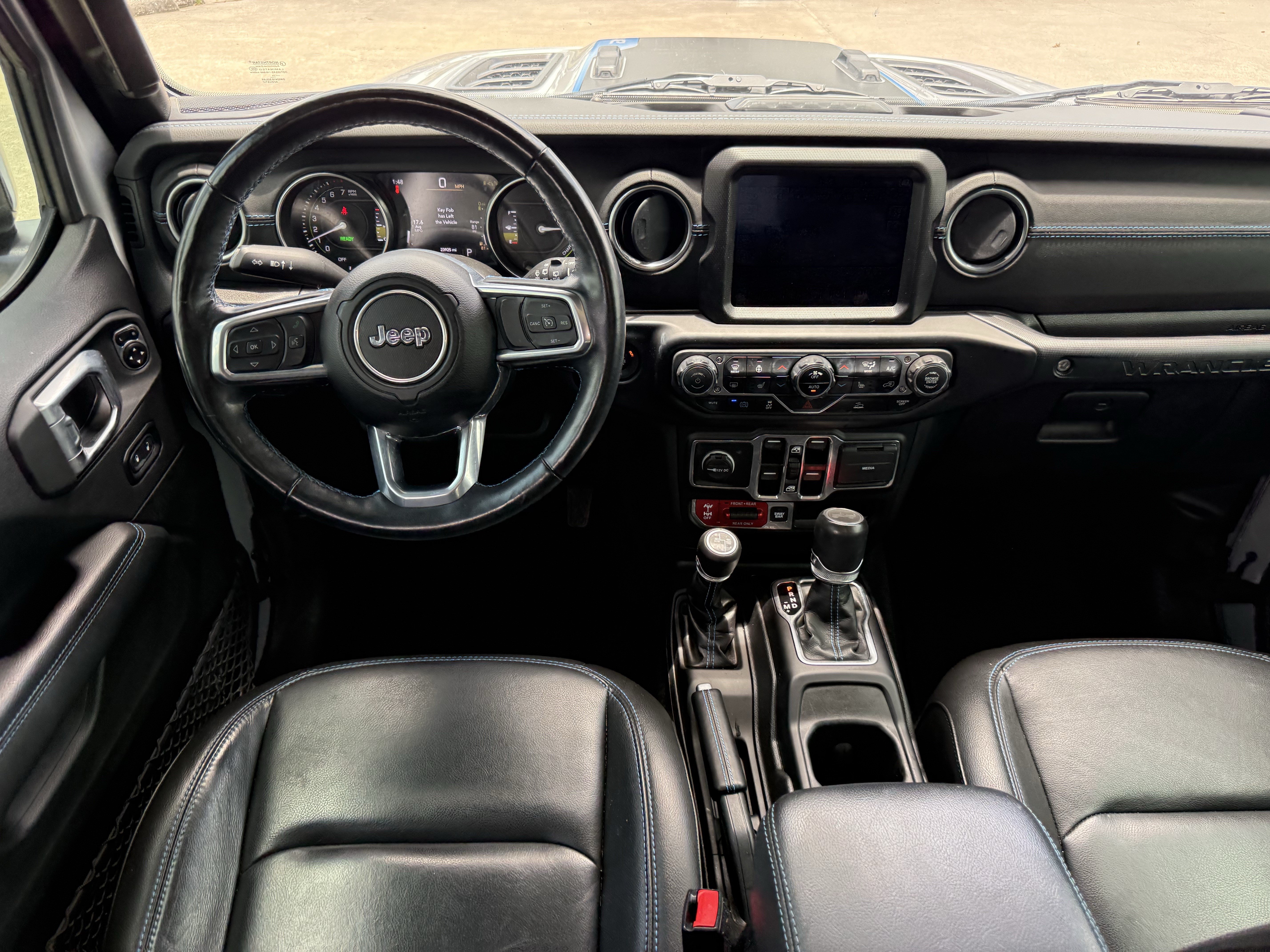 Used 2023 Silver Zynith Clearcoat Jeep  image 14
