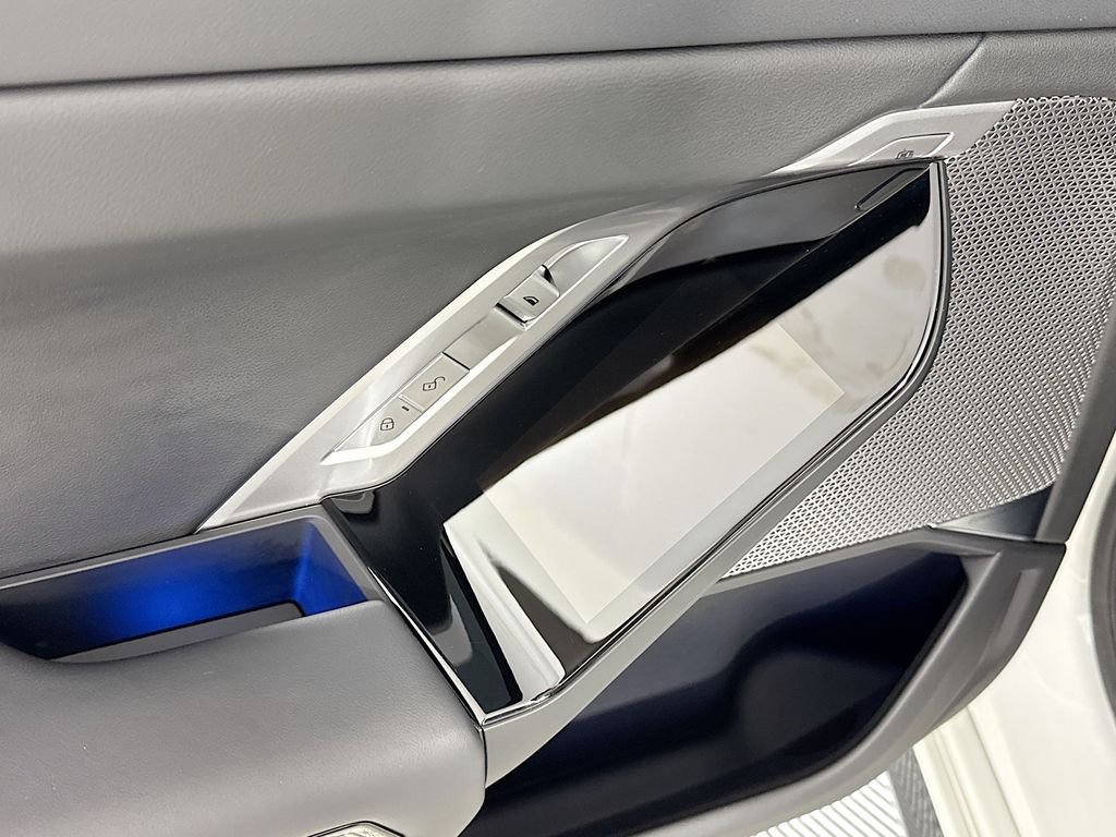 Used 2024 Black BMW 760i xDrive image 26