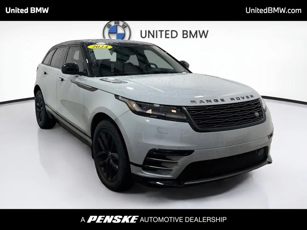 Used 2024  Land Rover Dynamic SE image 3