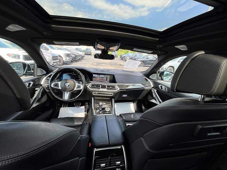Used 2023 Black BMW M50i image 33