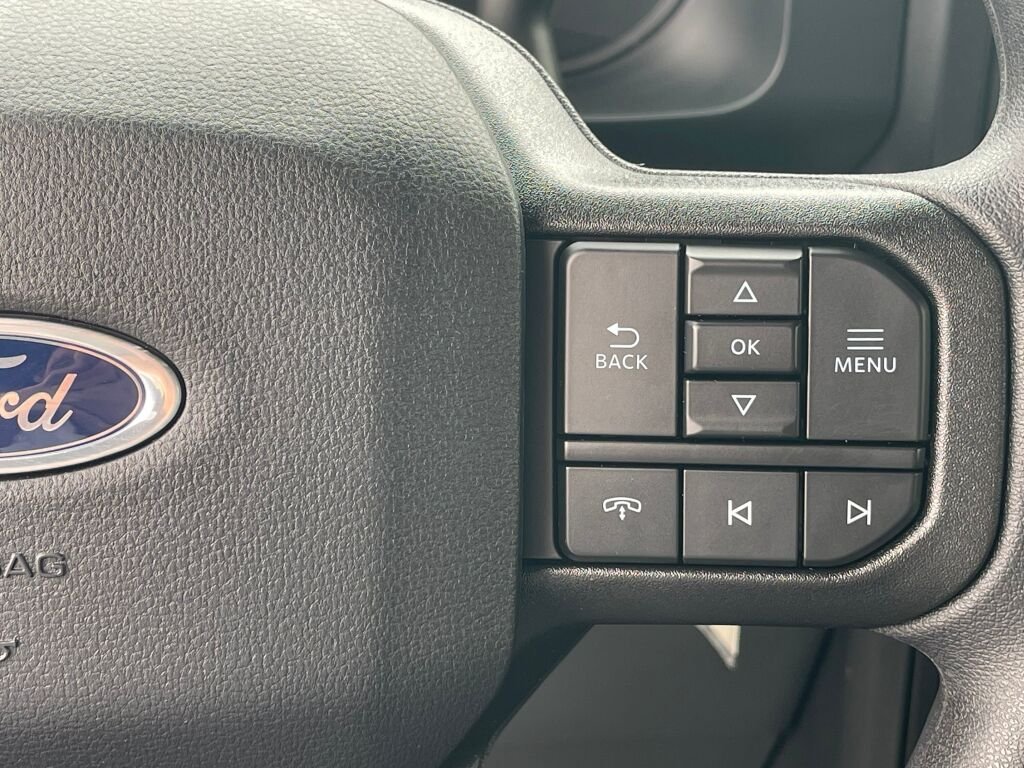 New 2026 Oxford White Ford XLT image 16