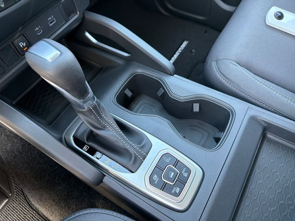 New 2026 Nissan Frontier SV 4D Crew Cab