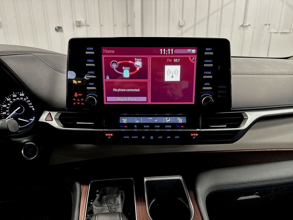 Used 2024 Toyota Sienna Van