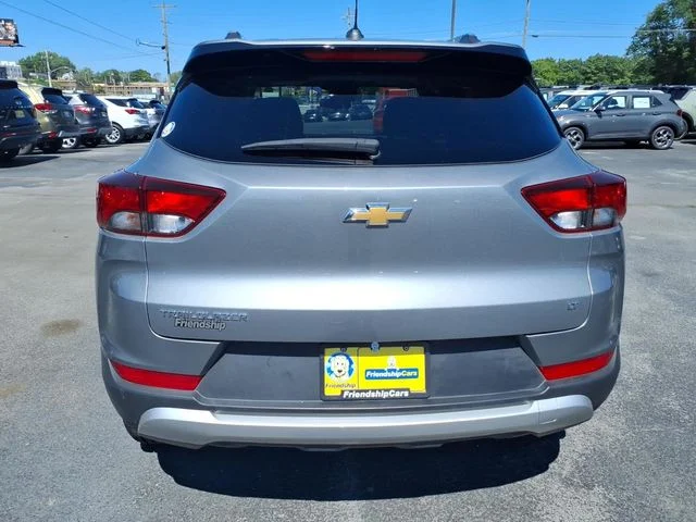 Used 2024 Gray Chevrolet LT image 7