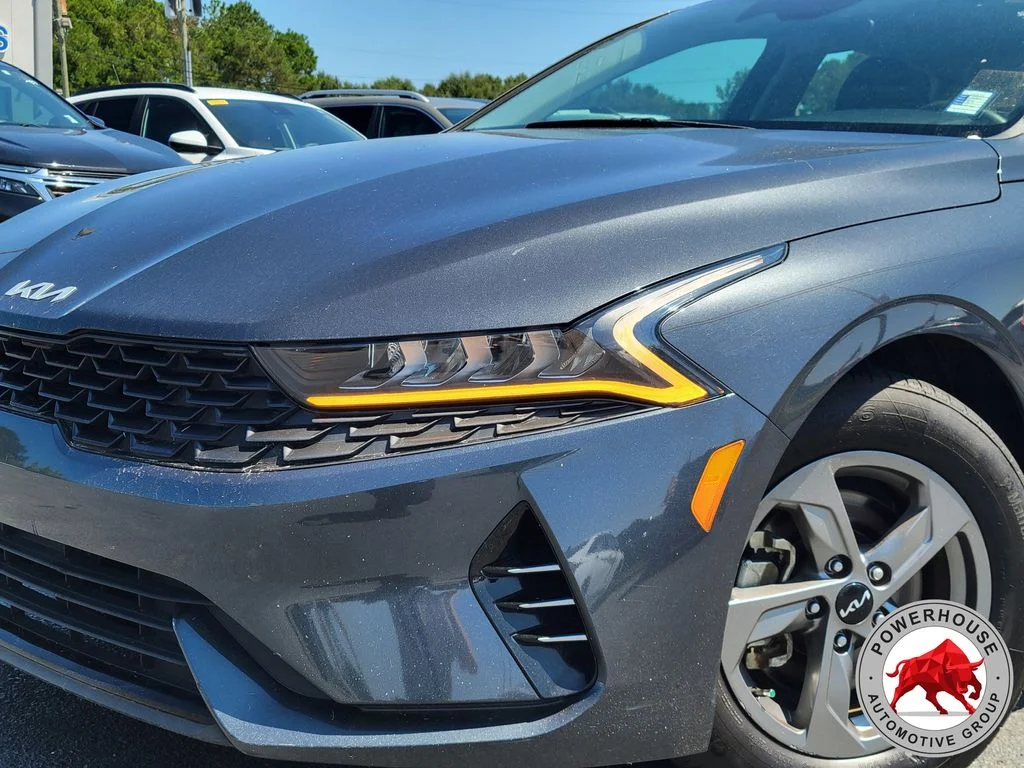 Used 2023 Gray Kia LXS image 11