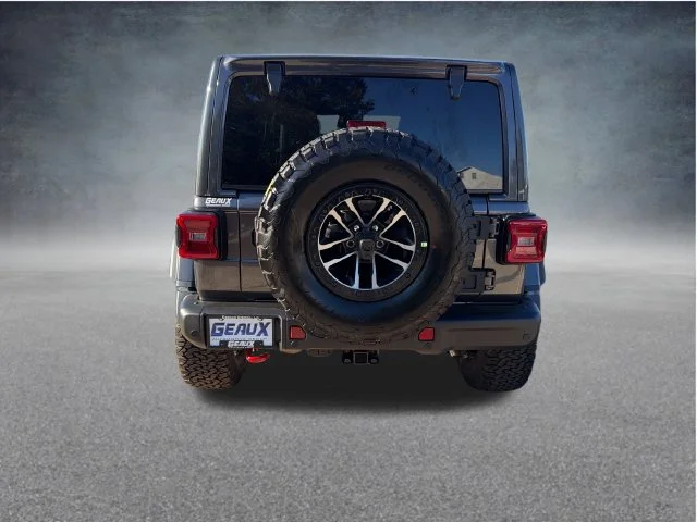New 2027 Granite Crystal Metallic Clear-Coat Paint Jeep Rubicon X image 7