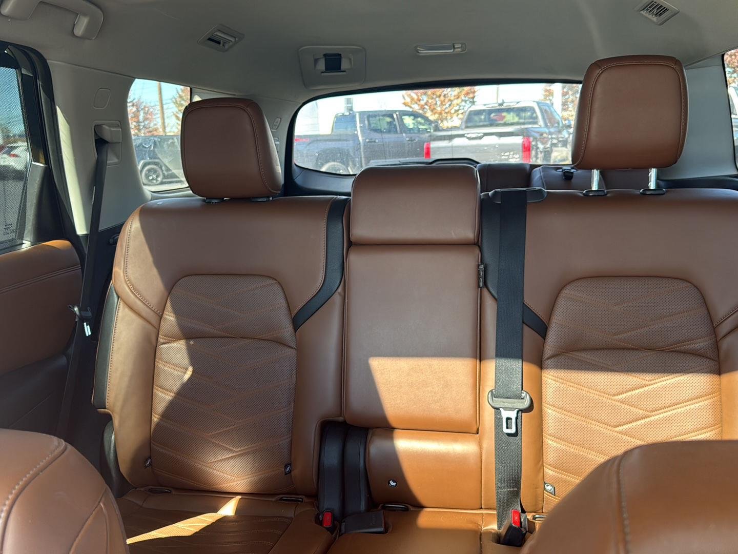 Used 2024 Super Black Nissan Platinum image 15