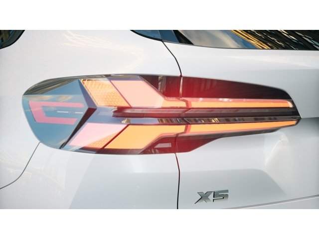 New 2026 Mineral White Metallic BMW M60i image 8