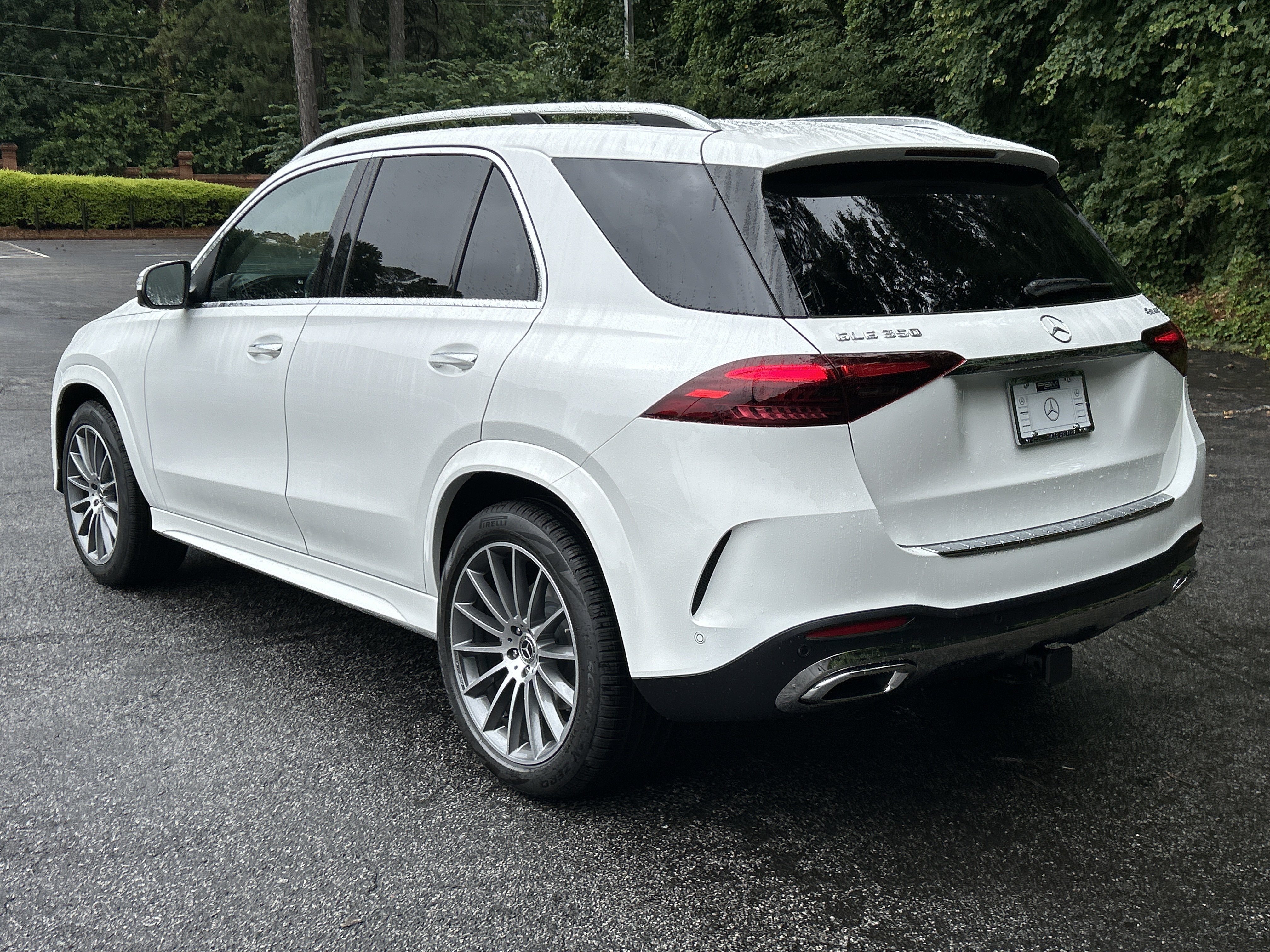 New 2026 Polar White Mercedes-Benz GLE 350 4MATIC® SUV image 11