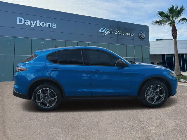 2025 Alfa Romeo Stelvio Base - Photo 3