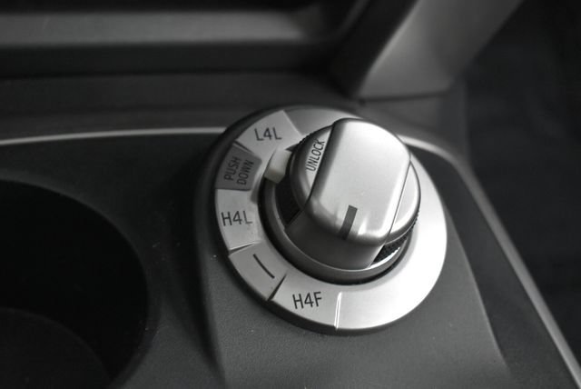 2016 Toyota 4Runner Limited - Photo 44