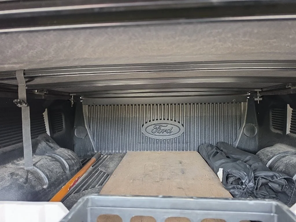 Used 2019 Gray Ford XL image 7