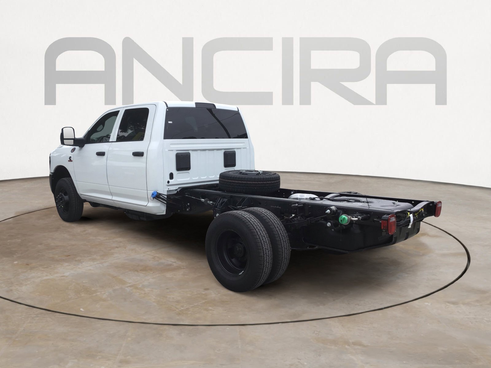 New 2026 Bright White Clearcoat RAM Tradesman image 7