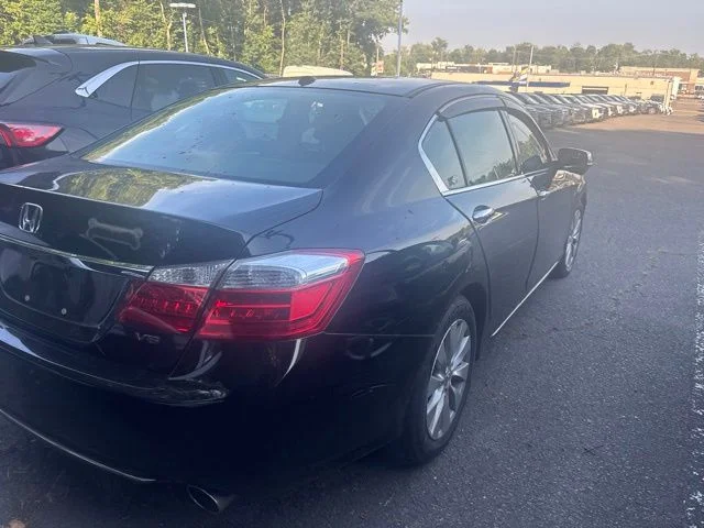 Used 2013 Black Honda EX-L image 7