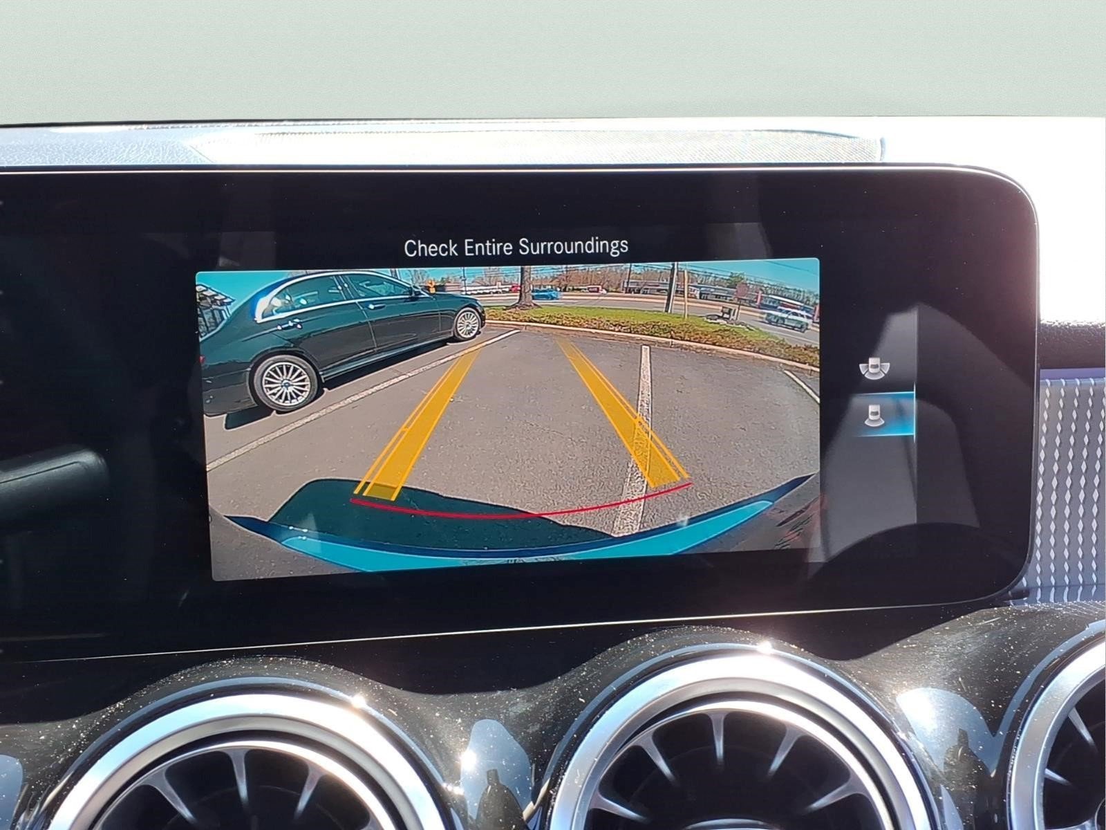 2022 Mercedes-Benz GLB Base - Photo 33