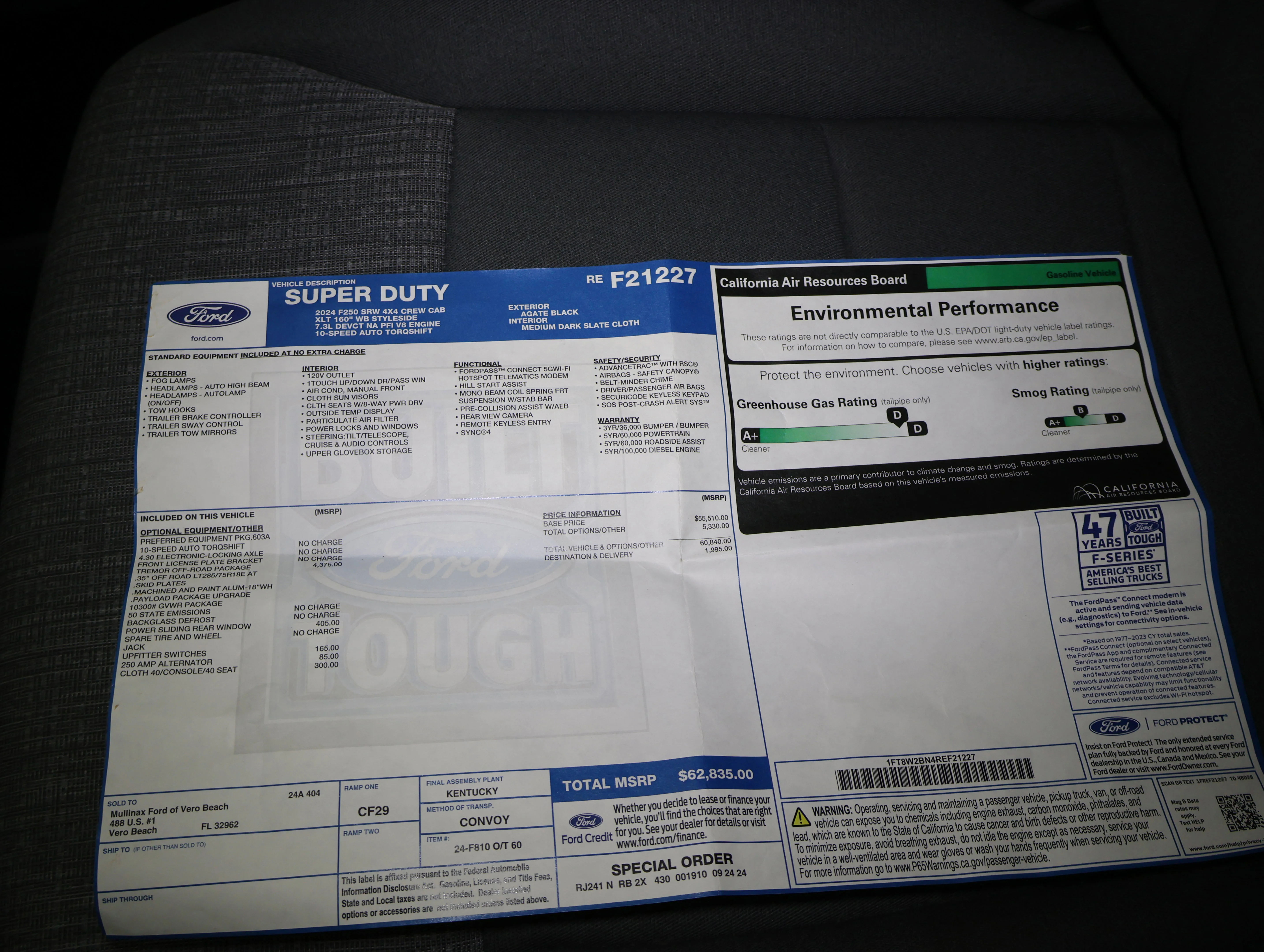 Used 2024 Agate Black Metallic Ford XLT image 55