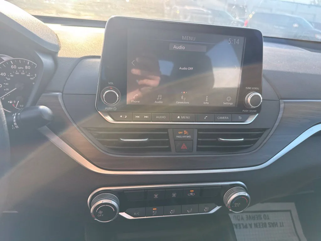 Used 2023 Gray Nissan 2.5 SV image 12