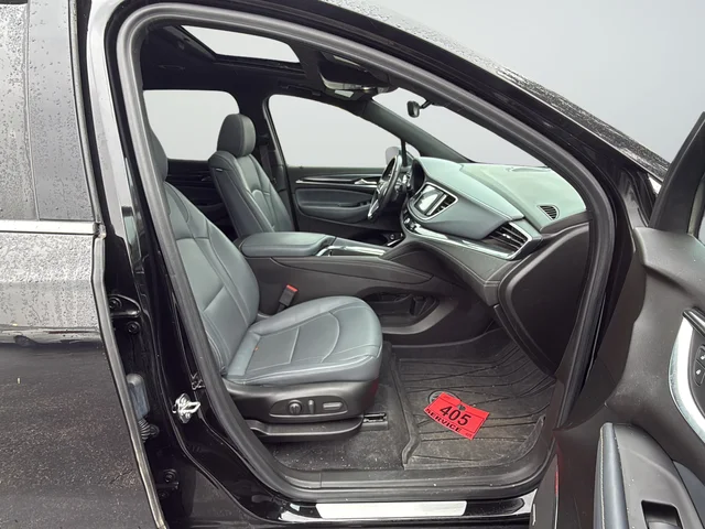 Used 2023 Black Buick Essence image 26