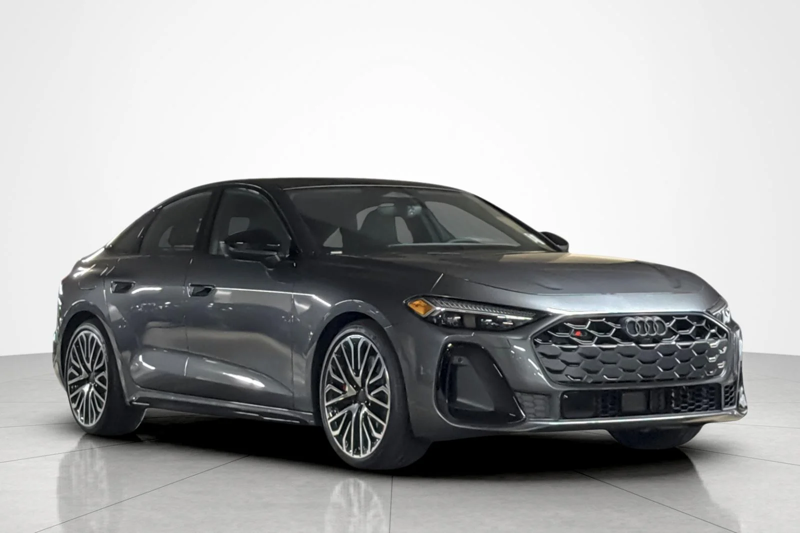 New 2026 Daytona Gray Pearl Effect Audi Premium Plus 3.0 TFSI quattro image 2