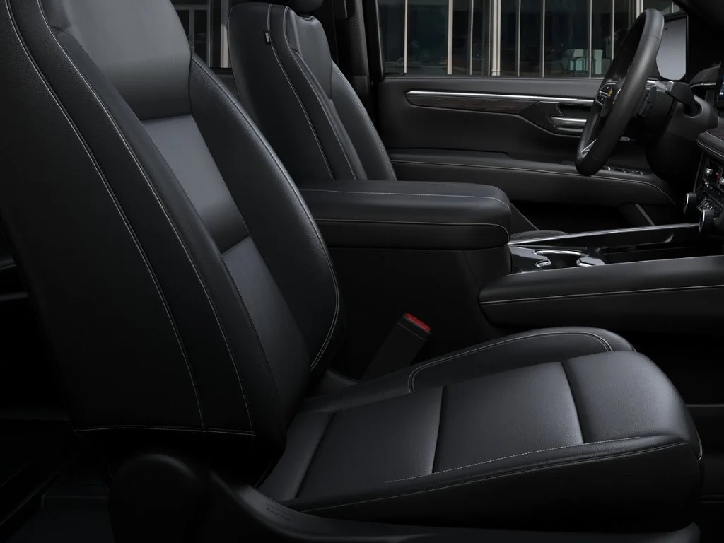2026 Chevrolet Suburban LT - Photo 8