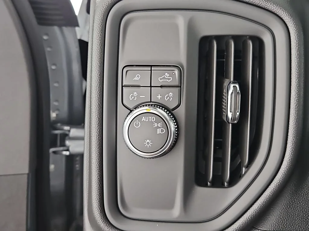 2026 GMC Sierra 1500 Pro - Photo 23