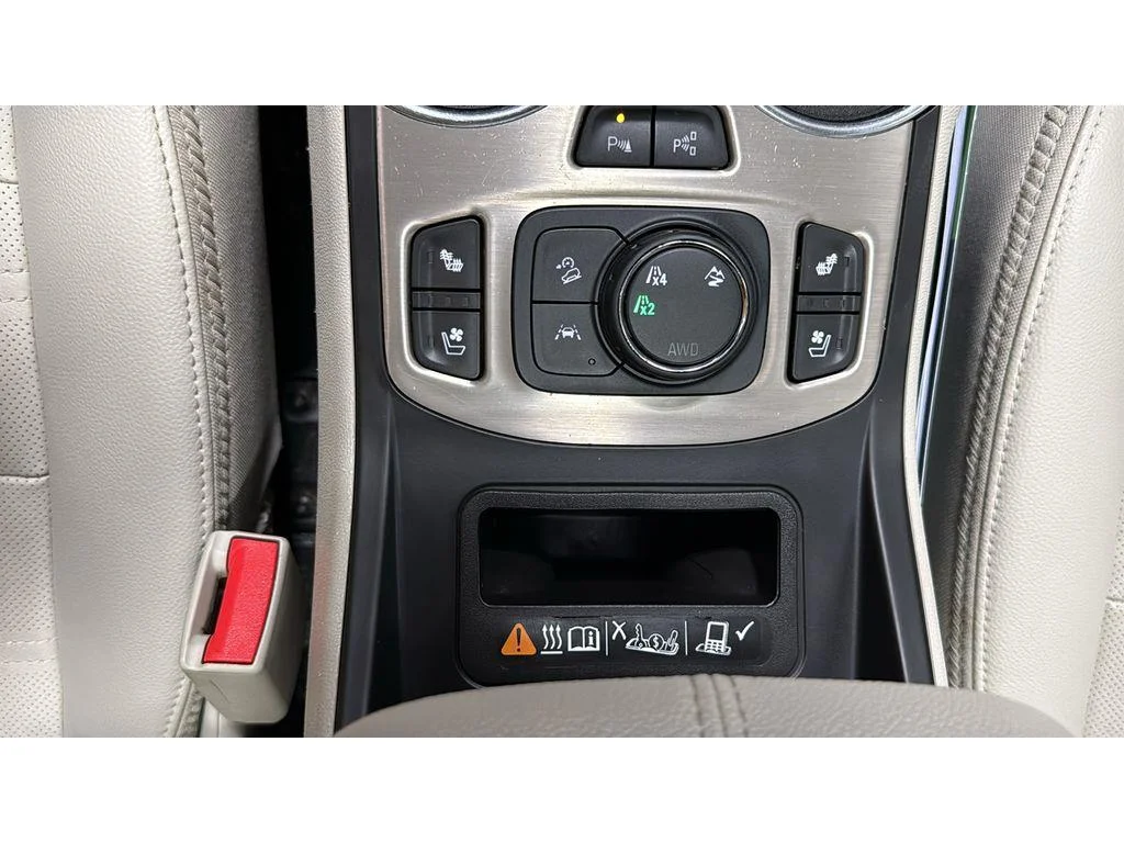Certified Used 2023 White Frost Tricoat GMC Denali image 31