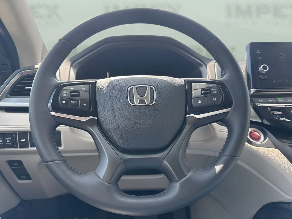 Used 2025 Gray Honda EX-L image 14