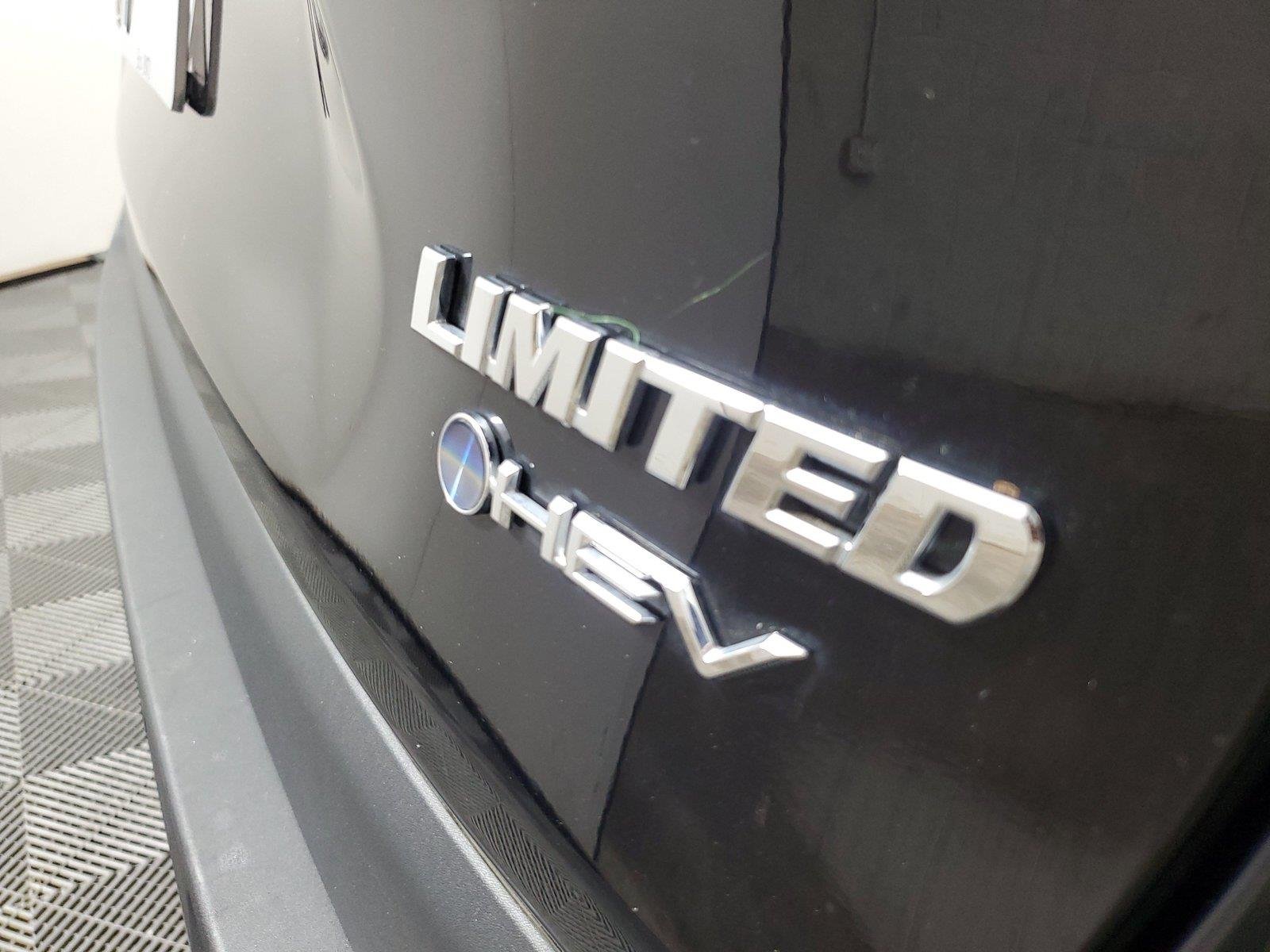 Used 2025 Midnight Black Metallic TOYOTA Limited image 8