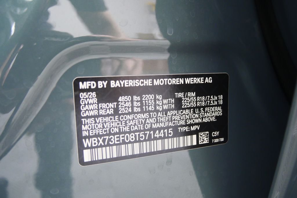 New 2026 Cape York Green Metallic BMW xDrive28i image 23
