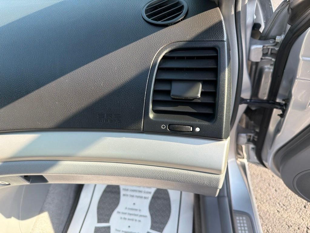 Used 2005  Acura Base image 20