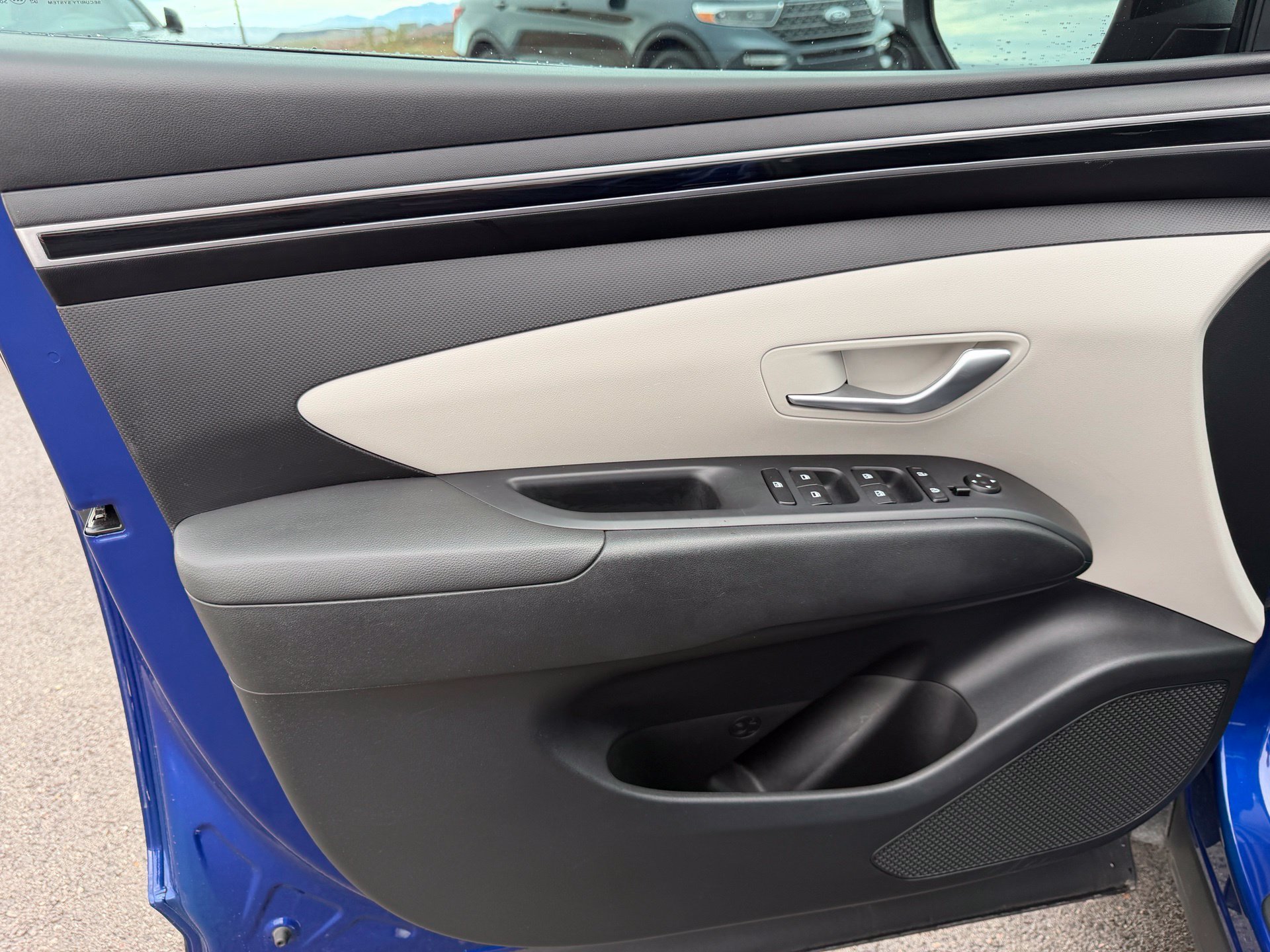 Certified Used 2024 Blue Hyundai SEL image 33