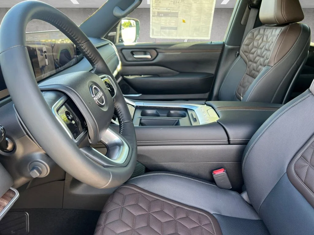 2026 Nissan Armada Platinum - Photo 19
