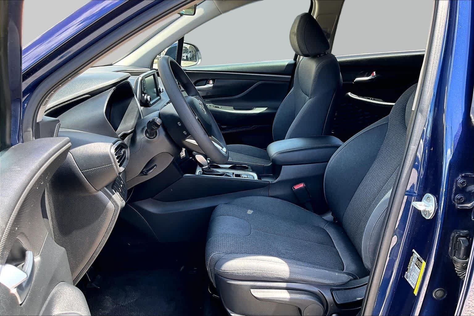 Used 2019 Stormy Sea Hyundai SE image 10